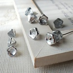 銀色のブーケ　チェコビーズ　6X8mm 10個