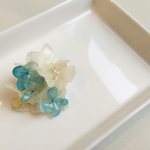 流氷の花のブローチ