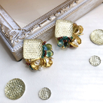 【Shiny cabochon】パステルイエローのキラキラカボション　ピアス/イヤリング