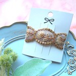 ベージュ のインド刺繍リボン の ぱっちんピン 