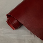 牛革　深みのある赤　100㎝×40㎝（40デシ）本革　レザークラフト　革　レザー　leathercraft　ハンドメイド　手作り　素材　生地　