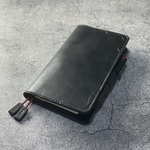 【手縫】ほぼ日手帳weeks通常版とMEGA兼用ブラック黒本革カバー（角花飾）2本しおり付き（バタフライストッパー）