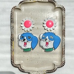 ❤️再販❤️ヴィンテージ ★レトロな犬とマーガレットのピアス　イヤリング　　昭和レトロ　レトロポップ　ファンシー　大ぶり　　ジャパンヴィンテージ アニマル　ピンク　青
