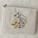 【再販×2】コットンリネンと刺繍の春の野の花ポーチ1