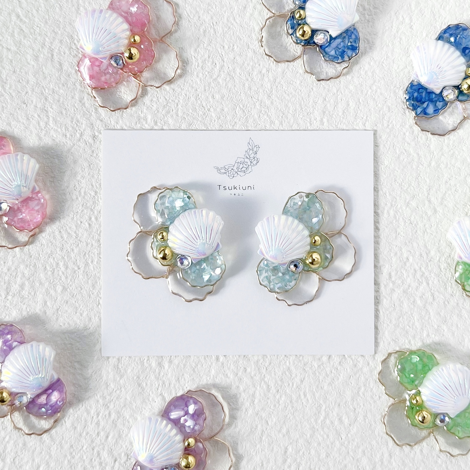 424　シェル　ピアス　イヤリング　ハンドメイド CHOOSEBASE SHIBUYA 小さなお花と花びらピアス/イヤリング