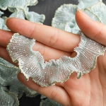 【50cm】レース　リボン　刺繡　フリル　グリーン　緑　くすみ　