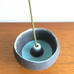 お香立て 黒に雪バージョン  トルコブルー