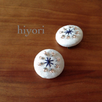 ビーズと刺繍のブローチ