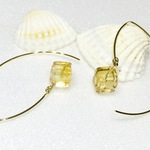 Honey cubic. 〜シトリンクォーツのフープピアス〜