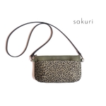 【新作】帆布 お散歩ショルダーバッグ♪カーキｘレオパード柄ラミネート加工　サコッシュ