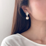 wave metal drop&pearl earring