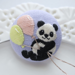 【風船パンダ🎈🐼】刺繍 ブローチ 