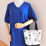 SALE!＊送料込み＊タンポポ綿毛の丸底トートバッグ