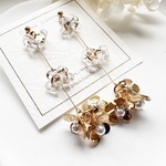 華奢なゴールドフラワーのアクセサリー#ameriamm