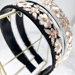 全品1000円🎉 10/15まで ☆インド刺繍リボン カチューシャ　No.c038（黒）