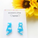 青空ニャンコのピアス／イヤリング