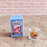 限定 ミニチュア  boxに入った肉球のシンプルクッキー 容器つき