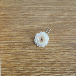 ドール用の牡丹かんざし(アイボリー、茶色ペップ)