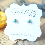 No.53871 小さいターコイズ樹脂ピアス アレルギー対応 made by PISTOL LILY