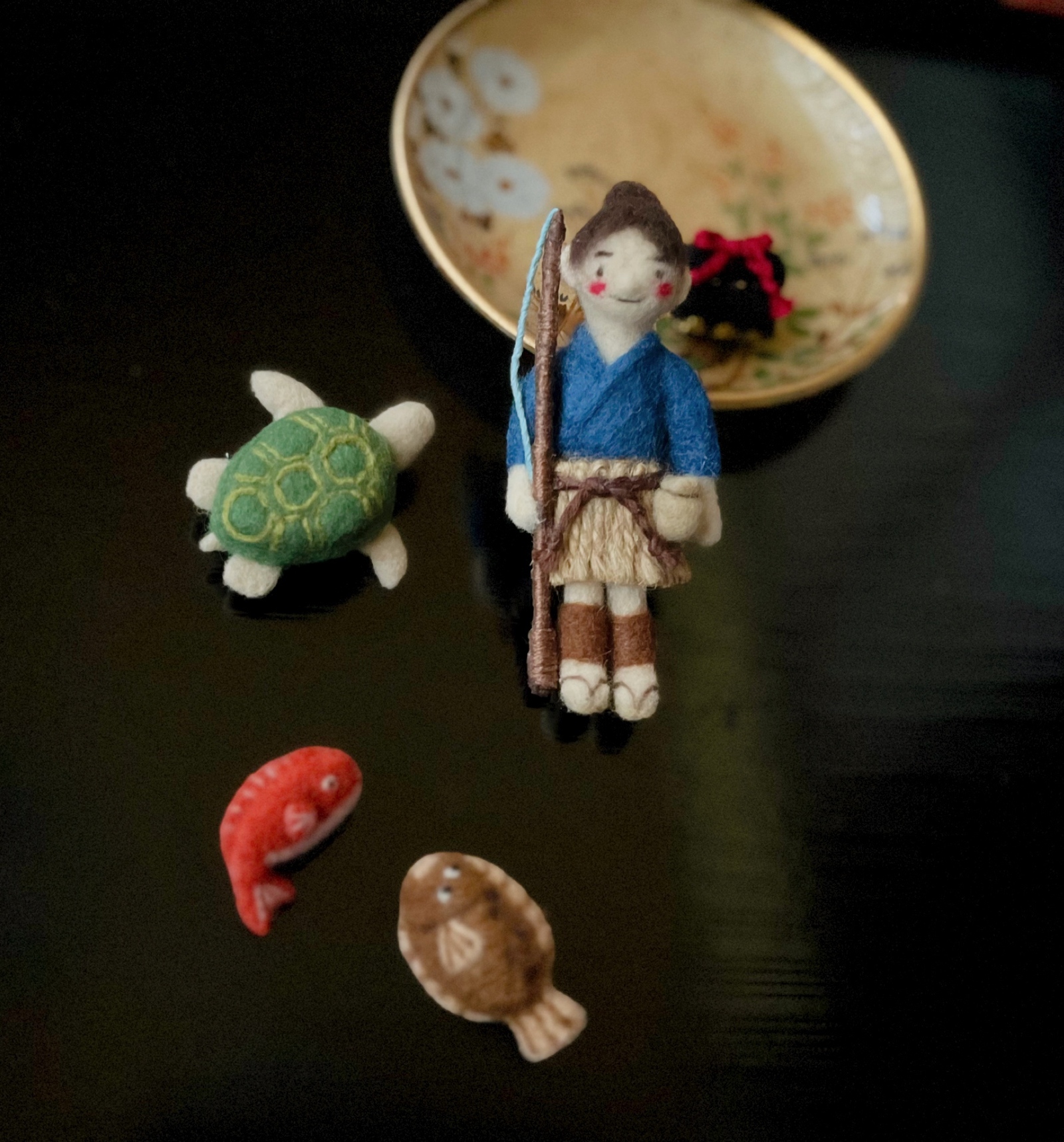 大きめサイズ。刺繍バージョン✨絵本の住人達✨カエルの王子様