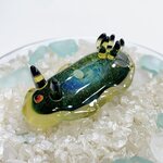 U728［アンペア］宇宙を宿すガラスのウミウシ