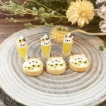【完成品】まんまるひまわりトーストとドリンクセット🌻［ピアス、イヤリング、チャーム加工可能］