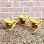 改良　数量限定 ミニチュア ミルクの入ったシンプルイエローマグカップ (リス)