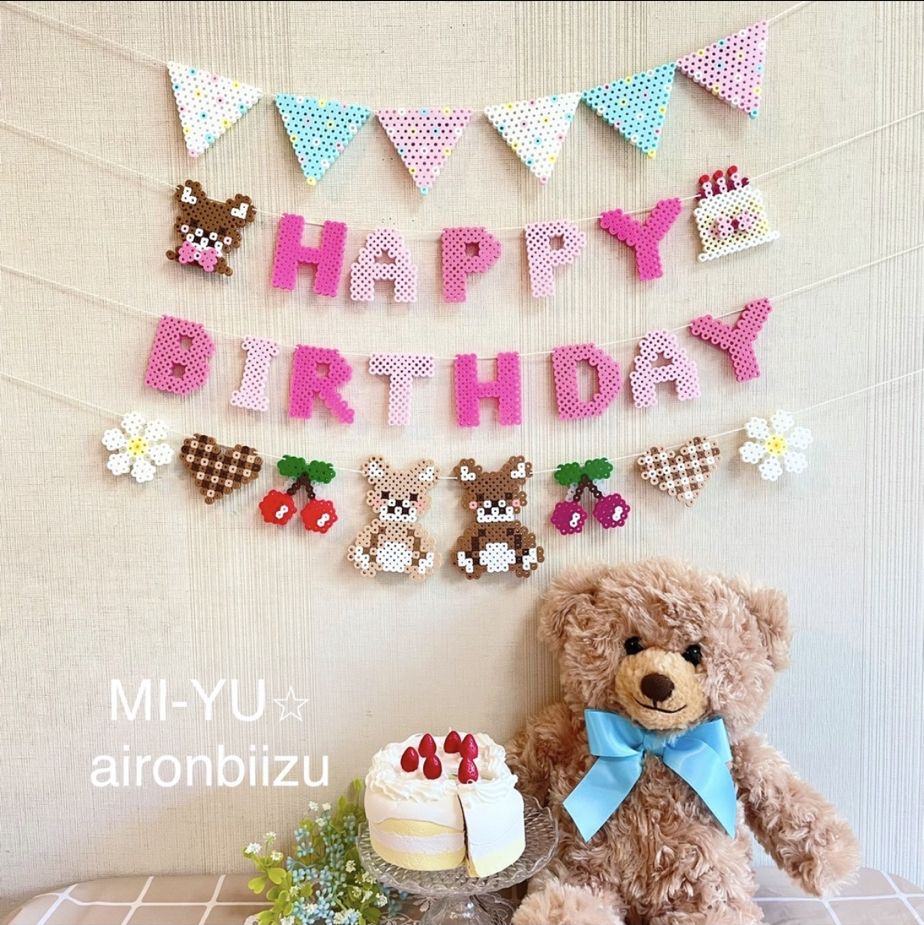 オーダー＊クマちゃんアイスぱっちんピン＊ アイロンビーズ はんぶんクマちゃんアイスバー▽ガーランド - MI