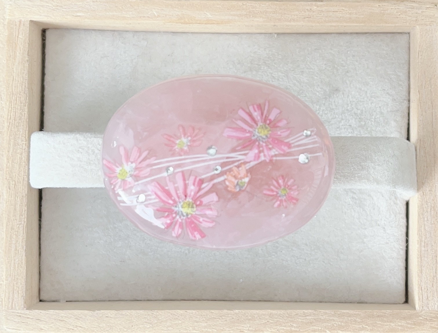 ☆〜天然石 ローズクォーツ コスモス 秋桜 帯留め 40×30〜☆ - 絹姫庵 