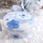 花にブルー15（蓋物）