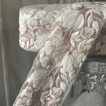 [実物のお色味と違う場合があります] インド刺繍リボン　花　インド刺繍　スパンコール　刺繍リボン　リボン　りぼん　※10月8日よりゆうパケットにて発送