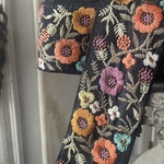 [実物のお色味と違う場合があります] インド刺繍リボン　花　インド刺繍　スパンコール　刺繍リボン　リボン　りぼん　※10月8日よりゆうパケットにて発送