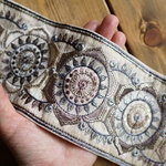 80㎝カット済【インド刺繍リボン】シルク　刺繍　リボン　りぼん   【アイボリー】