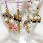 再販×3☂️ホワイトの日傘とブラックのbag☂️紫陽花色のアレルギー対応樹脂フック又はピンク色フックなど