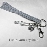 T-shirt yarn keychain 1 / Tシャツヤーンキーホルダー 1：水晶ポイント・ラルビカイト 7mm ( 多面カット )