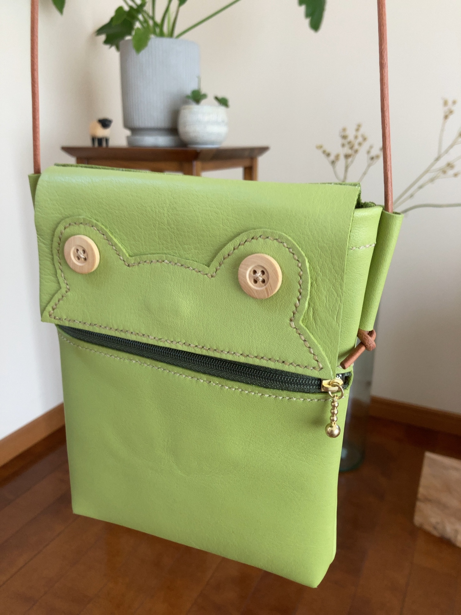 送料無料】カエルのサコッシュ - JUN CRAFT | minne byGMOペパボ