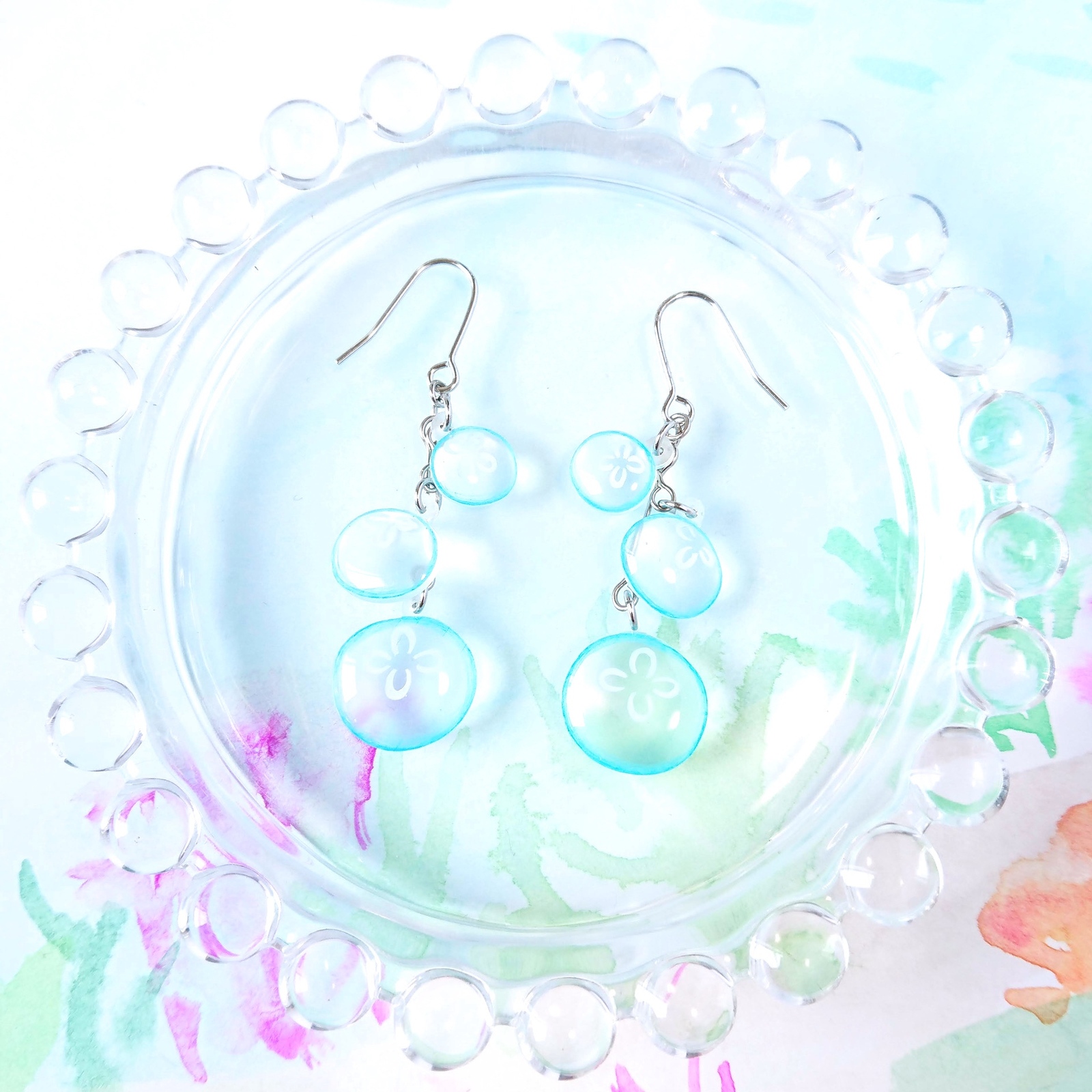 【かなみん】クラゲピアス 今すぐ付けたい！クラゲみたいなピアス | iichi 日々の暮らしを