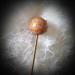 ベージュ＋ゴールドぐる巻き玉かんざし
