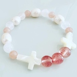 天然石 *croix de perles* ✝️ ストロベリークォーツ 淡水パール 翡翠