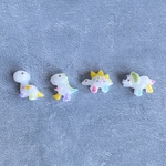 〜カラフル小さな恐竜たち🦖🦕〜 ピアス/イヤリング
