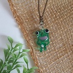 でも、やさしく香る　ちょっと…きもかわ?なカエルさん
