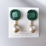 ♢グリーンボタン×コットパール♢greenbutton×pearlピアス/イヤリング♢一粒ボタンアクセサリー