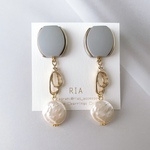 ♢graysquarebutton×pearlピアス/イヤリング♢　【2wayにオプションで変更可能】ボタンアクセサリー