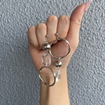 クリアシルバーアシメピアス