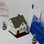 クリスマス ツリーと木製ミニチュアハウス SBスタイル ダークオリーブ色屋根