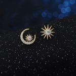 月と太陽 ピアス 小ぶり 繊細 シルバー925  【 ピアス／樹脂イヤリング／樹脂ピアス 】
