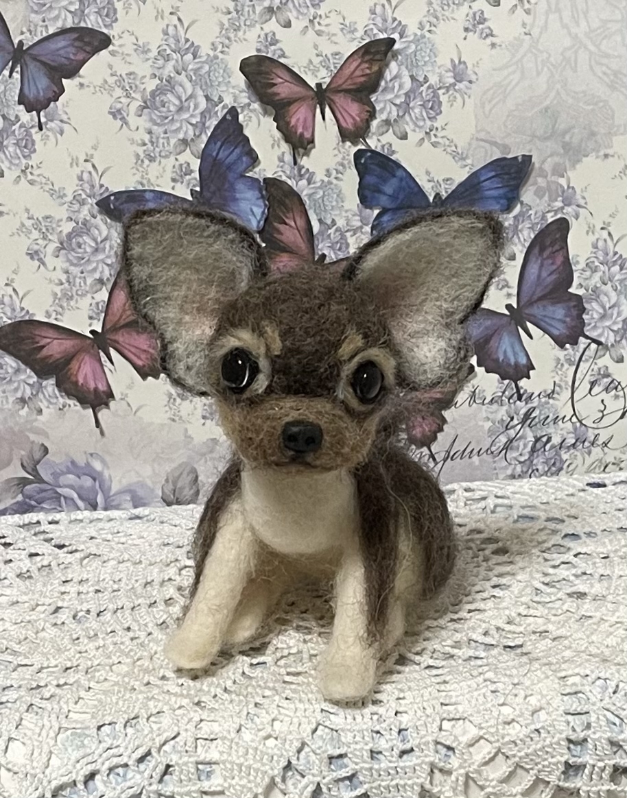 羊毛フェルト にこにこチワワのハートフラワーリース あじさい