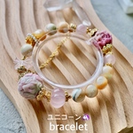 ユニコーンと花の癒しブレスレット