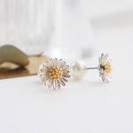 デイジーflower ピアス/イヤリング