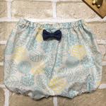 北欧調たくさんの葉の柄かぼちゃパンツ